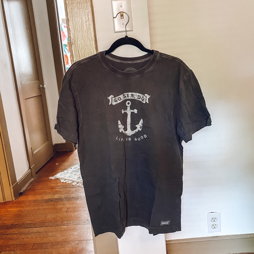 LIFE IS GOOD T-shirt